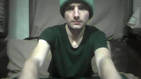 Snapshot of feelingverynaughty chatting on 12.19.24 ask me online show from 12.19.24