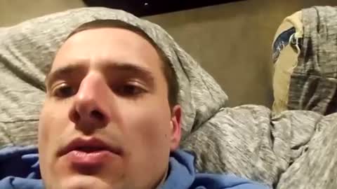 Snapshot of feelingverynaughty chatting on 01.10.25 ask me online show from 01.10.25