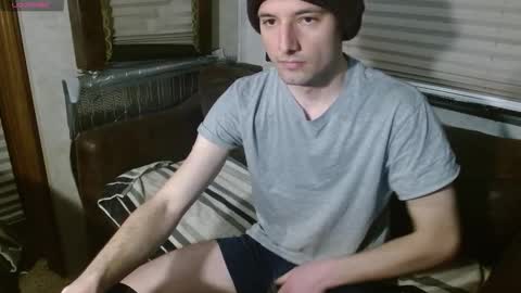 Snapshot of feelingverynaughty chatting on 02.08.26 ask me online show from 02.08.26