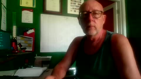 Snapshot of feet_fan69 chatting on 06.25.26 John Buck online show from 06.25.26