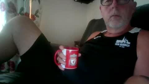 Snapshot of feet_fan69 chatting on 07.12.26 John Buck online show from 07.12.26