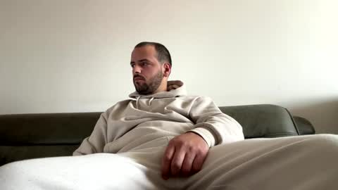 Snapshot of feet_fet chatting on 12.05.24 feet_fet online show from 12.05.24