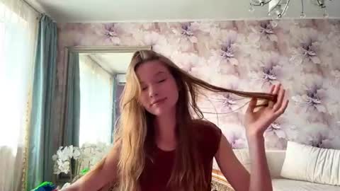 Snapshot of felicevarady chatting on 07.25.26 Aphrodite online show from 07.25.26