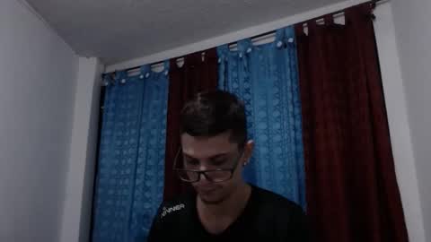 Snapshot of felipe227 chatting on 02.04.25 jhonatan felipe online show from 02.04.25