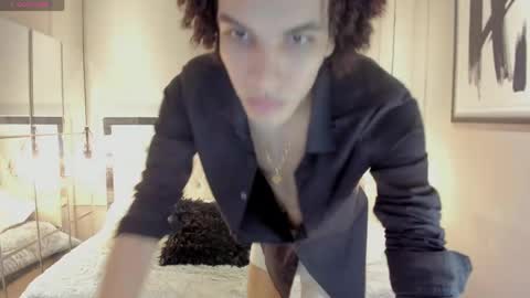 Snapshot of felix_haze chatting on 05.15.26 FELIPE online show from 05.15.26