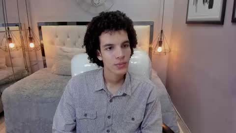 Snapshot of felix_haze chatting on 05.23.26 FELIPE online show from 05.23.26