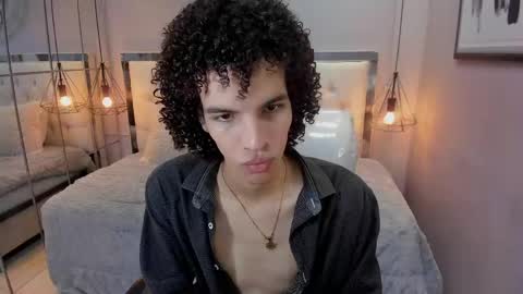Snapshot of felix_haze chatting on 05.24.26 FELIPE online show from 05.24.26
