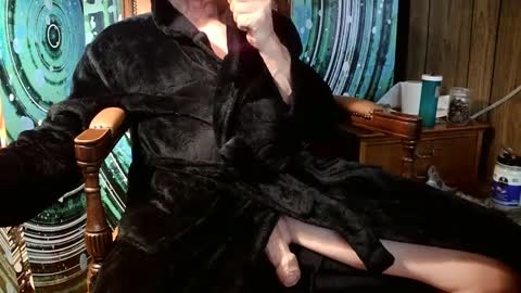Snapshot of fellatioauto chatting on 01.05.25 hungnsexy online show from 01.05.25