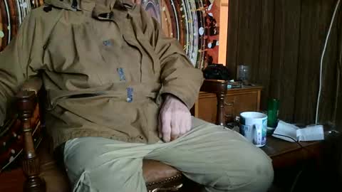 Snapshot of fellatioauto chatting on 02.14.25 hungnsexy online show from 02.14.25