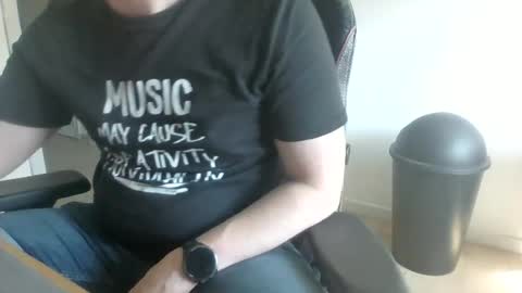 Snapshot of fem_alice_louis_dom chatting on 06.24.26 fem_alice_louis_dom online show from 06.24.26