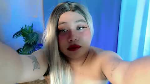 Snapshot of femboy_veronica chatting on 04.23.26 femboy_veronica online show from 04.23.26
