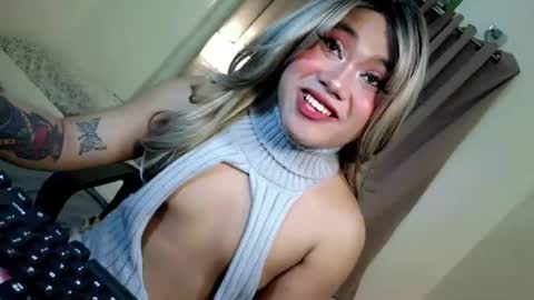 Snapshot of femboy_veronica chatting on 06.10.26 femboy_veronica online show from 06.10.26