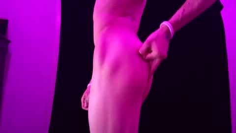 femboydomxxx online show from 04.21.26