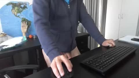 Snapshot of femdomsubby chatting on 01.03.25 femdomsubby online show from 01.03.25