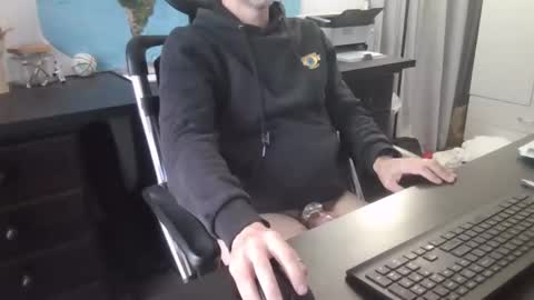 Snapshot of femdomsubby chatting on 10.22.25 femdomsubby online show from 10.22.25