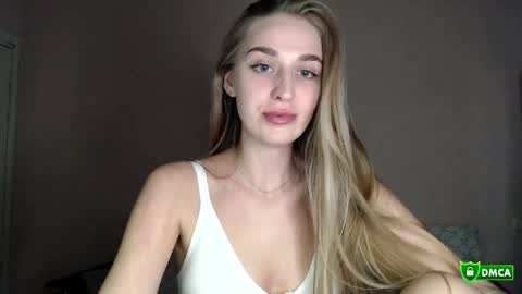 Snapshot of femkedejager chatting on 05.31.26 Femke online show from 05.31.26