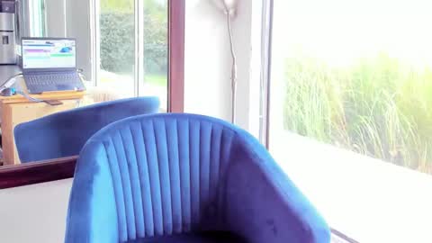 fergiecienta online show from 10.27.25