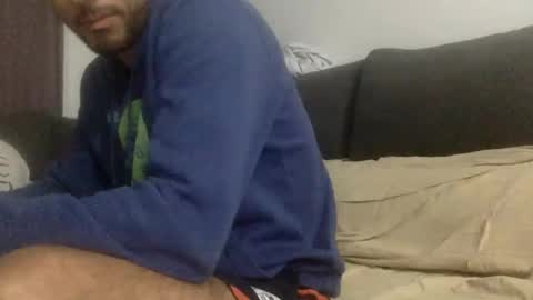 Snapshot of fernancanary chatting on 10.26.25 fernancanary online show from 10.26.25