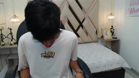 FER PHOENIX online show from 02.15.25