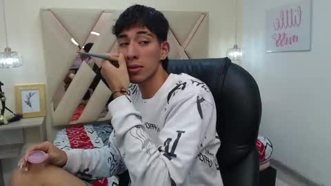 FER PHOENIX online show from 03.05.25