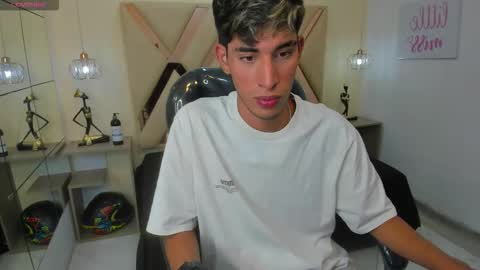 FER PHOENIX online show from 10.10.25