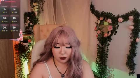 Snapshot of ferry_tail chatting on 12.13.24 ferry_tail online show from 12.13.24