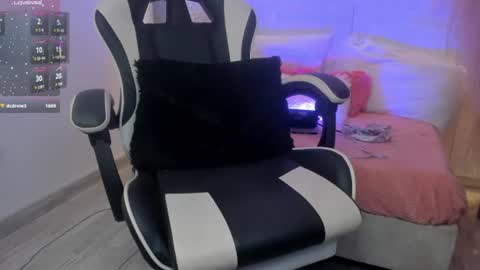 Fer  online show from 07.23.26
