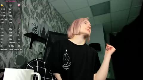 Rey online show from 11.23.25