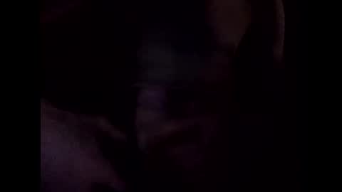 Raised in 90s online show from 03.04.26