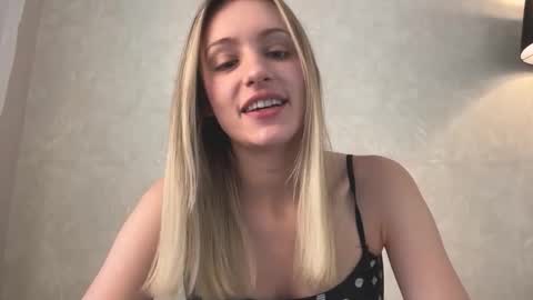 Lisa online show from 11.17.25