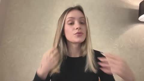 Lisa online show from 11.20.25