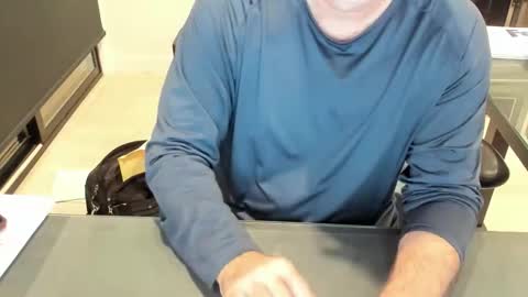 Snapshot of fhetzl chatting on 11.09.25 fhetzl online show from 11.09.25