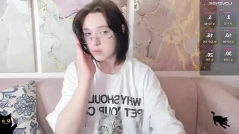 Snapshot of fiamoory chatting on 05.27.26 fiamoory online show from 05.27.26