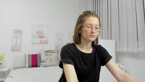 Snapshot of fiery__mary chatting on 02.17.25 Mary online show from 02.17.25