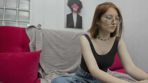 Snapshot of fiery__mary chatting on 02.26.26 Mary online show from 02.26.26