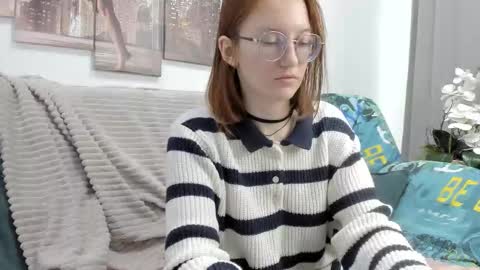 Snapshot of fiery__mary chatting on 03.12.26 Mary online show from 03.12.26