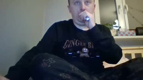 Snapshot of filipek757 chatting on 12.28.24 filipek757 online show from 12.28.24