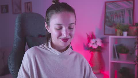 Snapshot of filipinaadams chatting on 12.14.24 cap and Lana  online show from 12.14.24