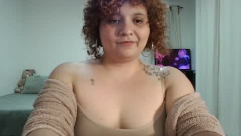 Snapshot of filthylunamor chatting on 05.27.26 filthylunamor online show from 05.27.26