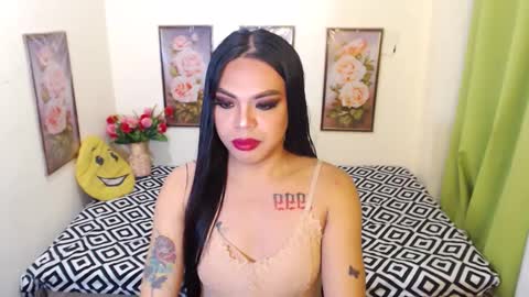 CALL ME AMANDA online show from 12.24.24