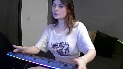 Snapshot of findiryts_2 chatting on 10.23.25 Alice and Max online show from 10.23.25