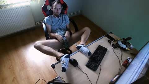 Jane and Findo online show from 01.29.25