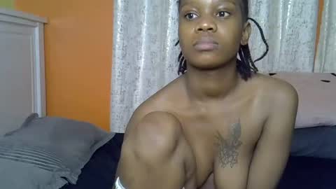 Snapshot of fine_queen12 chatting on 07.20.26 fine_queen12 online show from 07.20.26