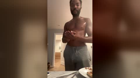 Snapshot of finessegod26 chatting on 12.05.25 finessegod26 online show from 12.05.25