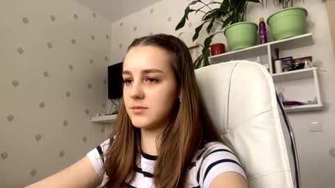 Keite wanna play  Meow online show from 02.28.26