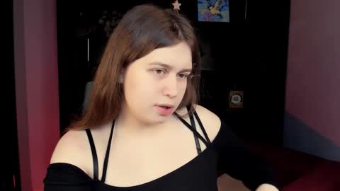 Snapshot of fioramarmoris chatting on 02.01.26 fiora online show from 02.01.26