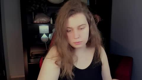 Snapshot of fioramarmoris chatting on 02.21.26 fiora online show from 02.21.26