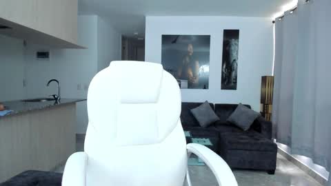 fiore   online show from 01.30.25