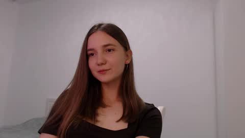 Snapshot of fireflies_fly_ chatting on 09.10.25 fireflies_fly_ online show from 09.10.25