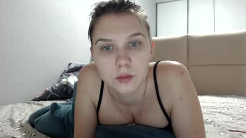 Snapshot of firststarsara chatting on 02.12.25 Sara online show from 02.12.25